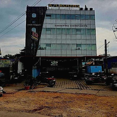 斯波特昂41441辛图舒适酒店 Tumkur 外观 照片